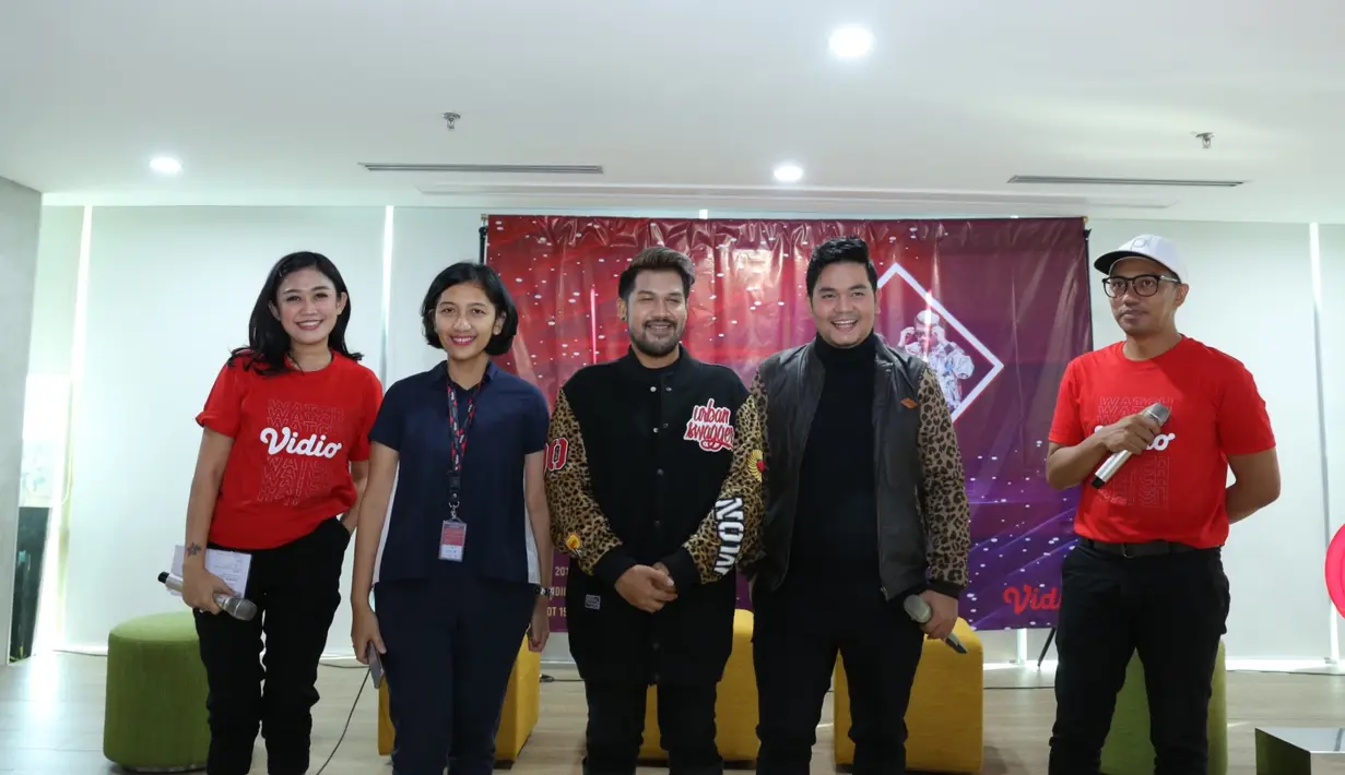 Indra Bekti Bentuk Duo BG (Daniel Kampua/Fimela.com)