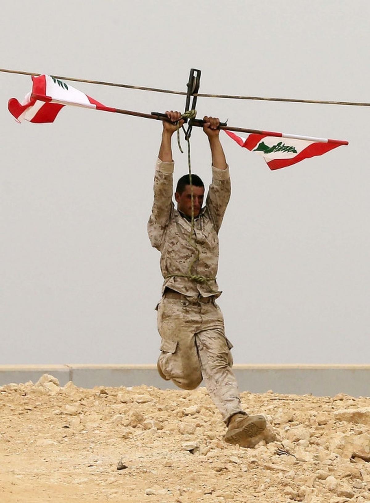 Mengintip latihan ekstrem tentara Lebanon yang bikin merinding