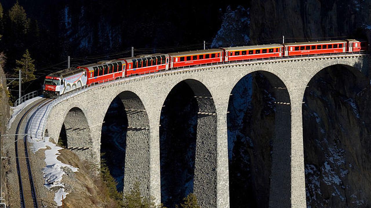 Menguak Pesona Landwasser World, Jalur Kereta Ikonik Swiss yang Masuk Situs Warisan Dunia