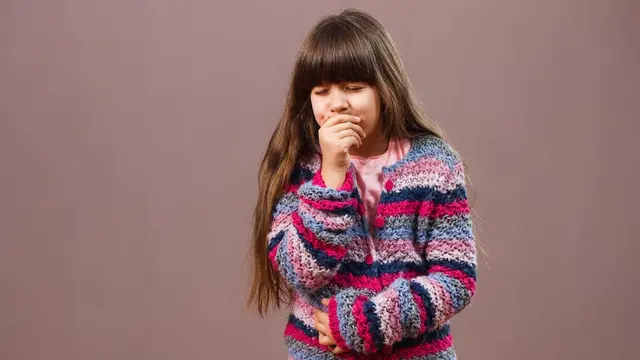 Pertolongan Pertama Ketika Anak Muntah dan Diare