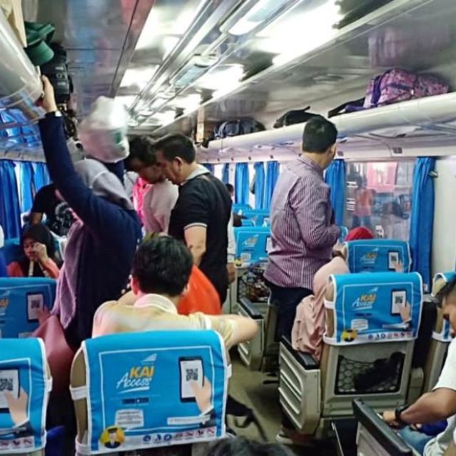 6 Destinasi Wisata Paling Pas Dikunjungi Dengan Naik Kereta Api