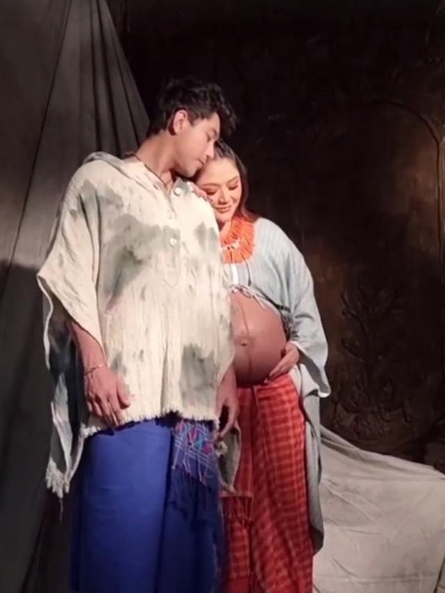 8 Potret Siti Bardiah dan Krisjiana saat Jalani Maternity Shoot, Tampil Mesra