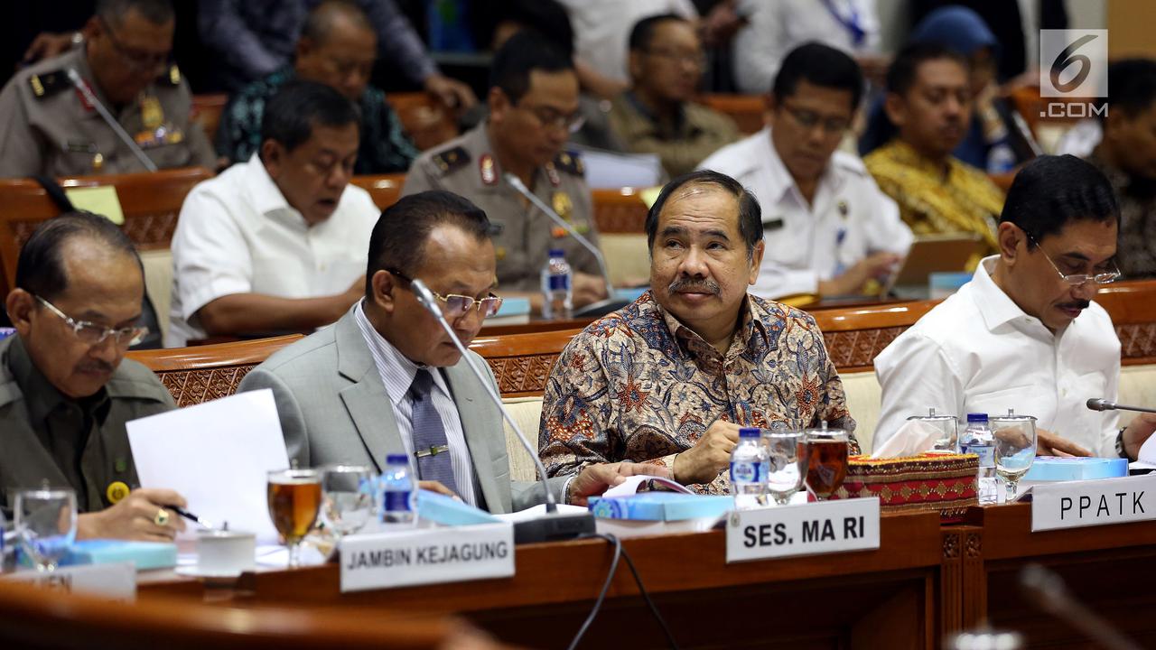 Bahas Rencana dan Anggaran, Sejumlah Lembaga Ikuti Rapat dengan Komisi III DPR