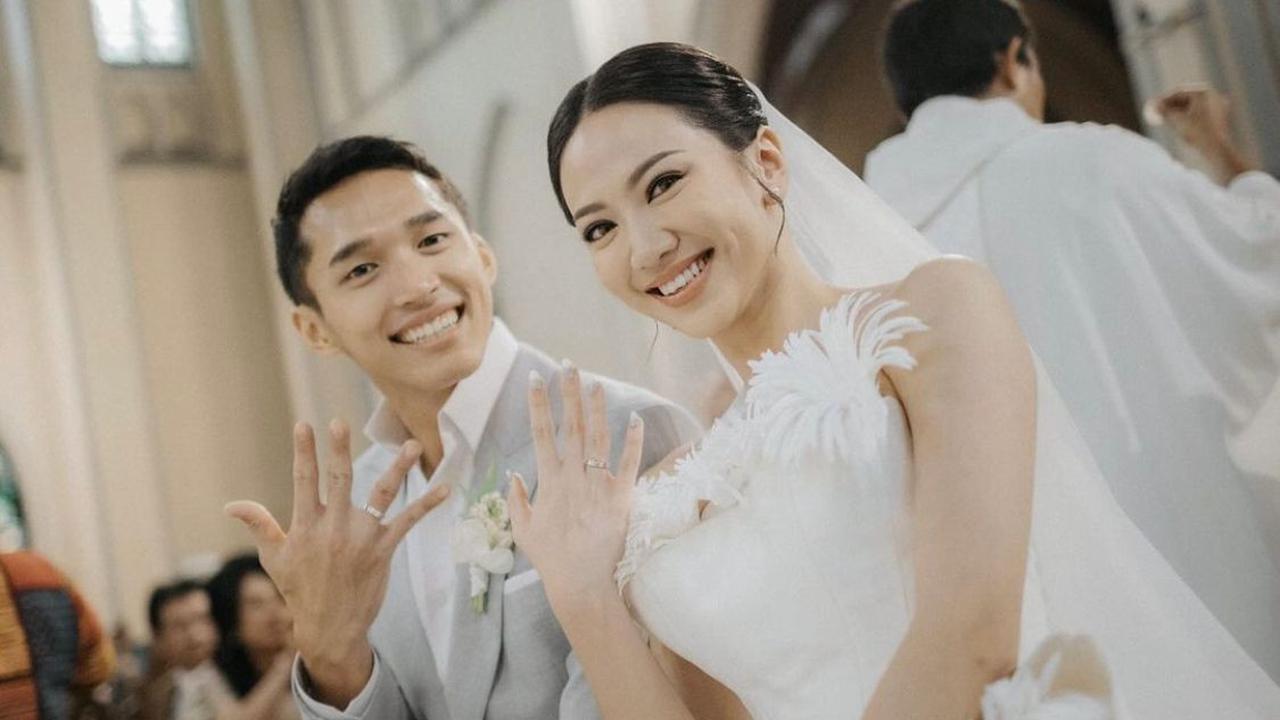 Jonatan Christie dan Shania JKT48 Sah Menjadi Suami Istri  (Dok: Instagram @jonatanchristieofficial).