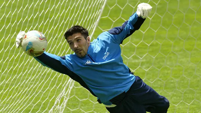 Foto: Potret Lawas Gianluigi Buffon Bersama Juventus