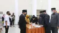 Wali Kota Makassar Danny Pomanto melantik sejumlah pejabat administratif (Liputan6.com)