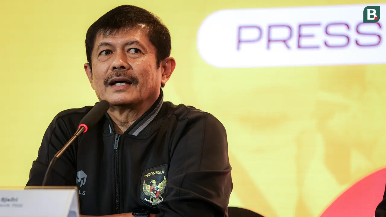 Foto: Hampir 24 Jam Fokus Mikirin Timnas Indonesia U-17, Indra Sjafri Dapat Pijatan usai Berikan Keterangan Terbaru untuk Wartawan