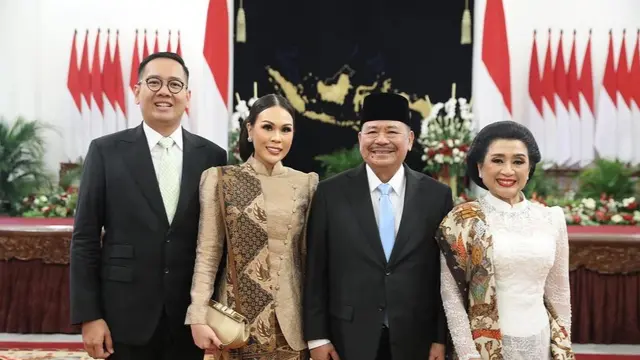 Otto Hasibuan tampil gagah dalam pelantikannya, ditemani keluarga besar (Instagram/@pettyhasibuan)