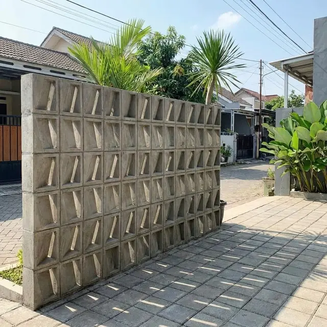 Model Pagar Rumah Beton Roster Berlubang Estetik Sirkulasi Udara
