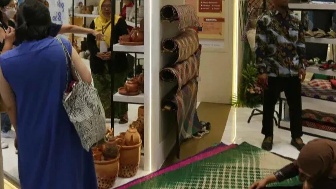 FOTO: Melihat Pameran Kerajinan Inacraft 2023 yang Menampilkan Karya-Karya Menarik dan Terbaik Pelaku Usaha Muda di JCC