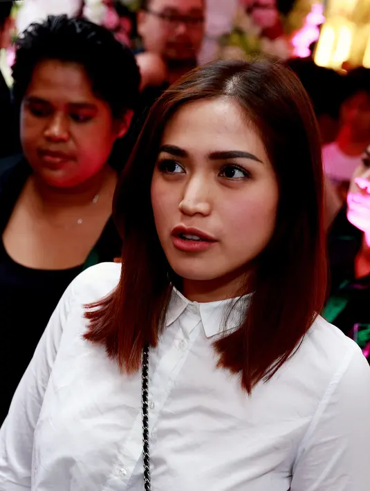 Jessica menampik jika dirinya sedang galau, justru wanita cantik ini sedang ‘enjoy’ menjalani hari-harinya bersama Baby El. (Wimbarsana/Bintang.com)