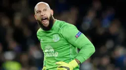 Tim Howard - Penjaga gawang asal Amerika Serikat ini telah menunjukan kualitasnya sebagai salah satu kiper top di Liga Inggris. Mantan kiper Everton itu mampu mencatatkan 132 clean sheets. (AFP/Oli Scarff)