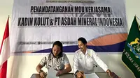 Penandatanganan kerja sama antara PT Asdah Mineral Indonesia dengan PT Industri Kimia Nusantara Jaya serta Kadin Kolaka Utara. (Liputan6.com/ist)