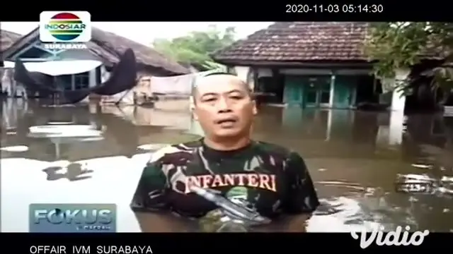Banjir setinggi 50 centimeter hingga 1 meter lebih, masih menggenangi tiga wilayah kecamatan di Pasuruan pada Senin siang (2/11). Ketiga wilayah tersebut ialah Kecamatan Beji, Kraton, dan Gempol. Desa Kedungringin merupakan wilayah terparah.
