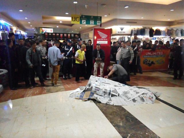 Wanita Filipina Kebingungan Sebelum Terjun Di Blok M Square News Liputan6 Com