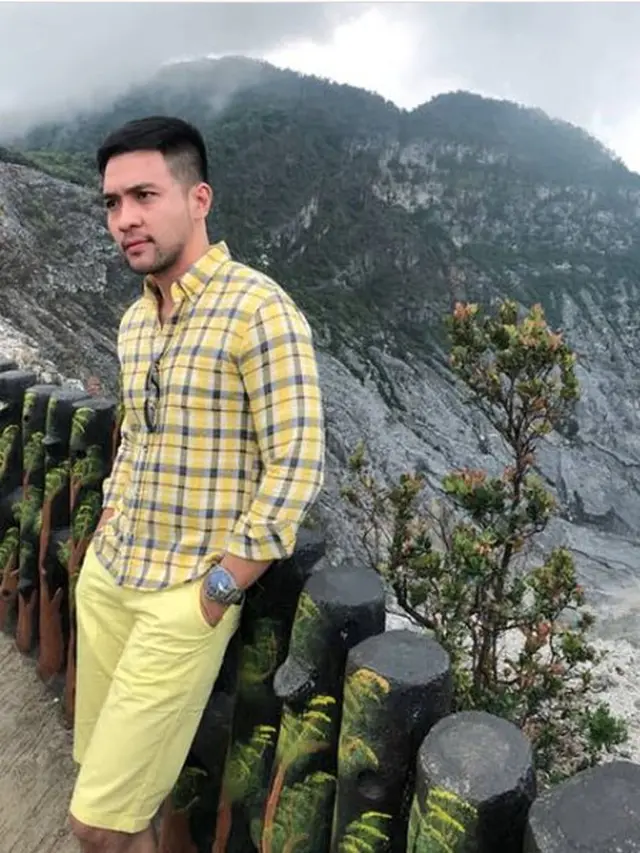 Hans Hosman Pemeran Haris Si Bos Galak di Mega Series Suara Hati Istri: Anjani