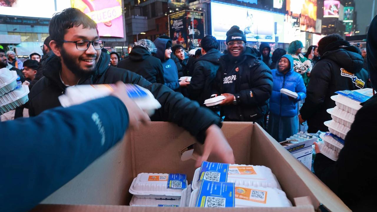 FOTO: Semangat Ramadan Menggema di Times Square New York