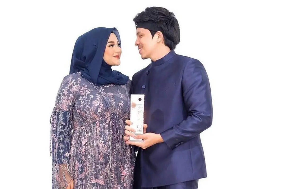 10 Model Baju Gamis Brokat Modern, Elegan untuk Kondangan