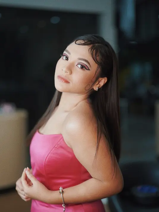 Amel Carla (Instagram/amelcarla)