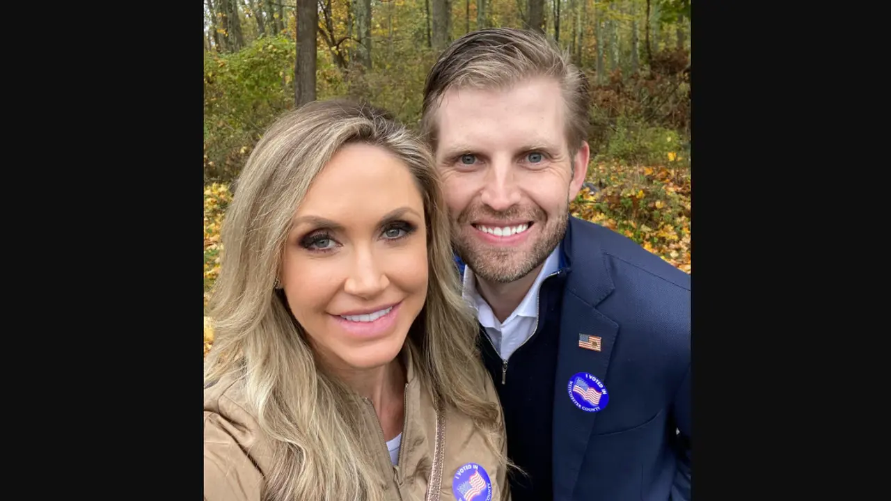 Putra Presiden Donald Trump, Eric Trump, dan istrinya Lara Trump.