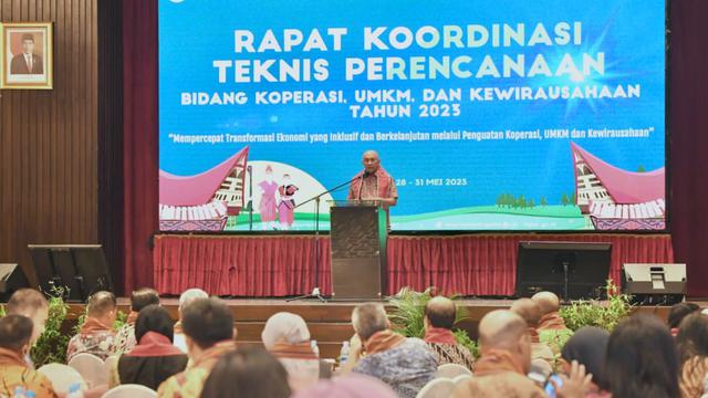 MenkopUKM Pastikan UMKM Miliki Fondasi Kuat Kuasai Pasar Domestik dan Global