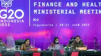 Menteri Keuangan Republik Indonesia, Sri Mulyani dan Menteri Kesehatan RI, Budi Gunadi Sadikin dalam 1st G20 Joint Finance and Health Ministers’ Meeting (JFHMM) di bawah Kepresidenan G20 Indonesia (Foto: Kemenkes RI)