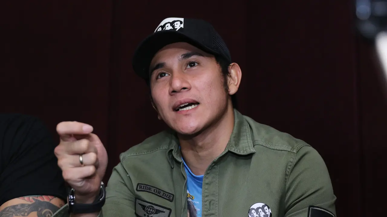 Vino G. Bastian