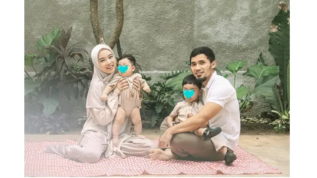 Mualaf Sejak 2018, Ini 6 Potret Lindswell Kwok yang Makin Memesona