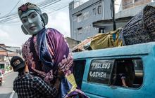 Pramono Larang Ondel-Ondel Dipakai untuk Mengamen di Jalanan Jakarta, Apa Alasannya?