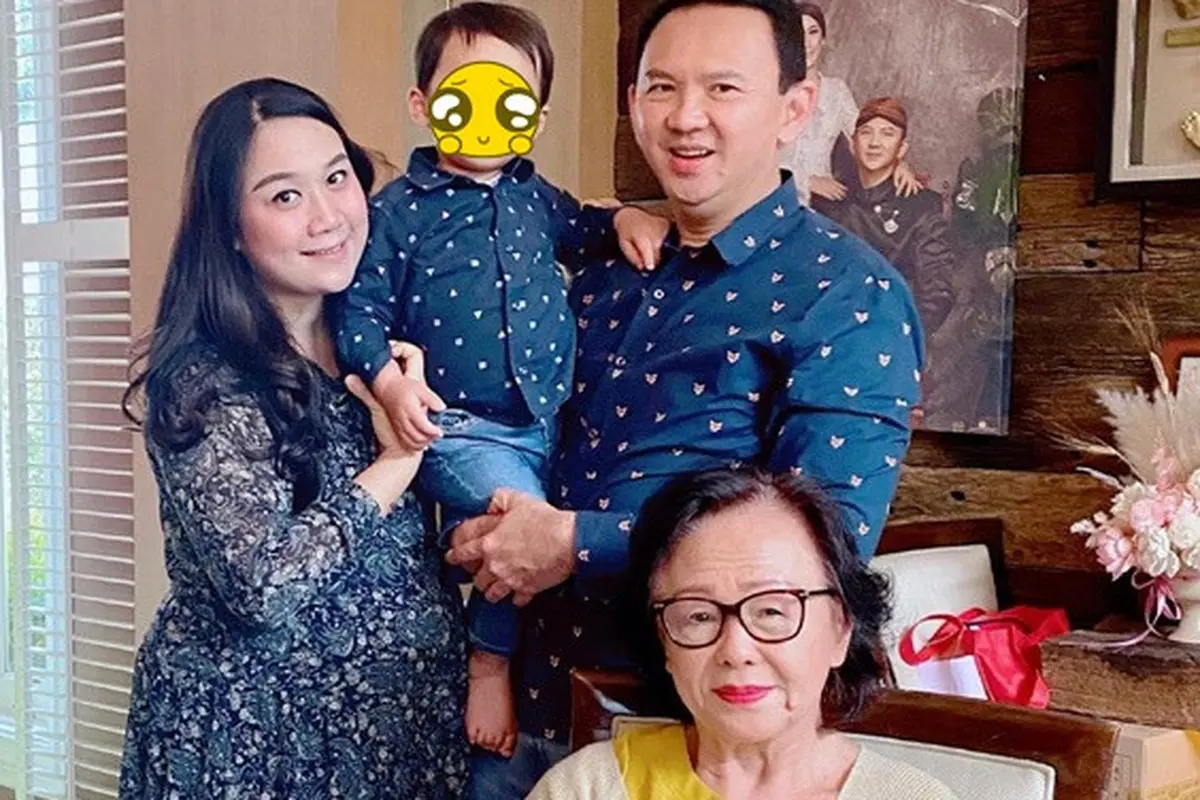 Dikabarkan Hamil Anak Kedua, Ini 5 Potret Terbaru Puput Nastiti Istri Ahok