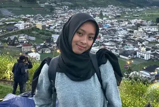 Setahun lamanya keluarga Mozza Axillia Gunarsa (18) menanti kepulangan putri sulung mereka yang menghilang dari rumah di Bergas, Kabupaten Semarang, Jawa Tengah. (Liputan6.com/Arief Pramono)