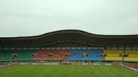 Suasana di Stadion Patriot Candrabhaga, Bekasi, saat laga perdana Grup B, Minggu (3/3/2019). (Bola.com/Muhammad Adiyaksa)