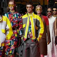 Merek mobil sport Italia, Ferrari meluncurkan koleksi fashion ready to wear. (Foto: Instagram.com/Ferrari Style).