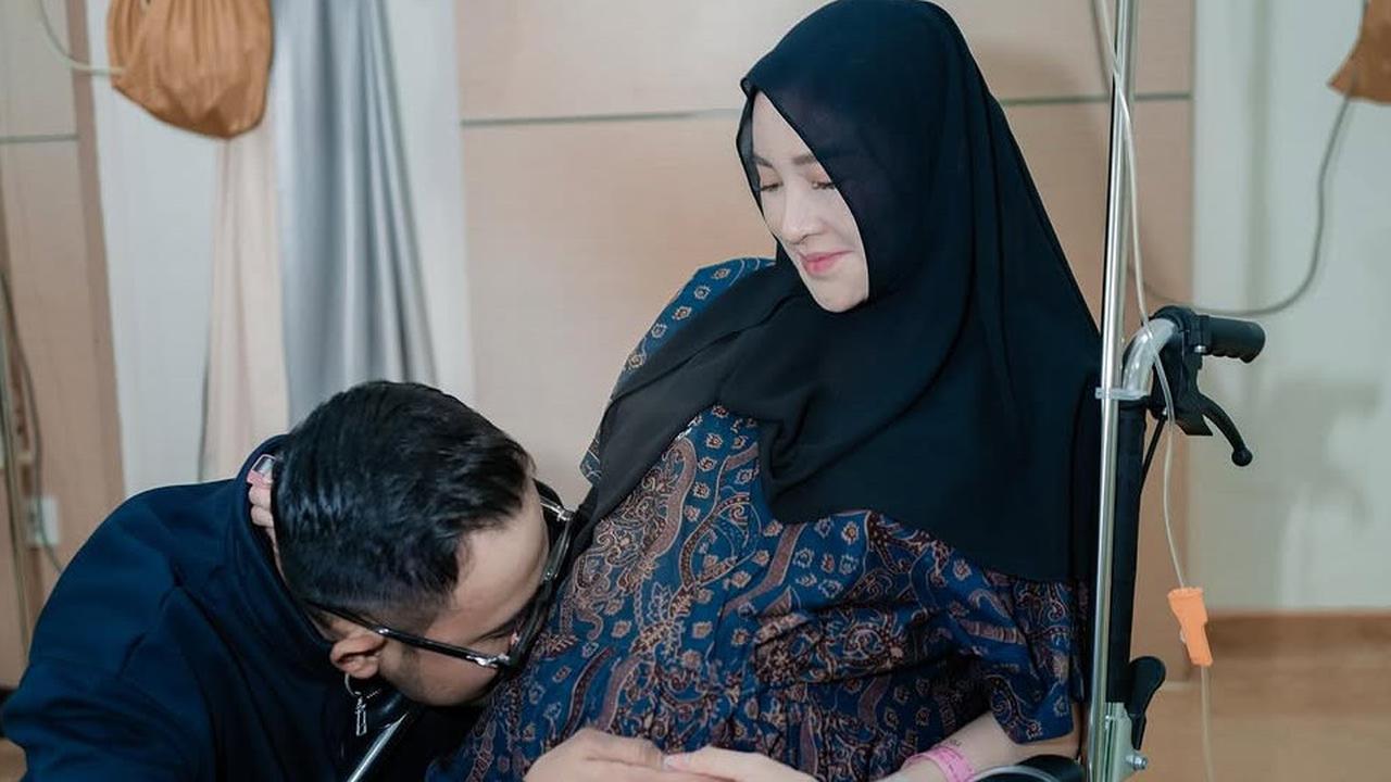 6 Momen Menegangkan Shandy Purnamasari Melahirkan Anak Ketiga Lewat Proses Operasi Caesar