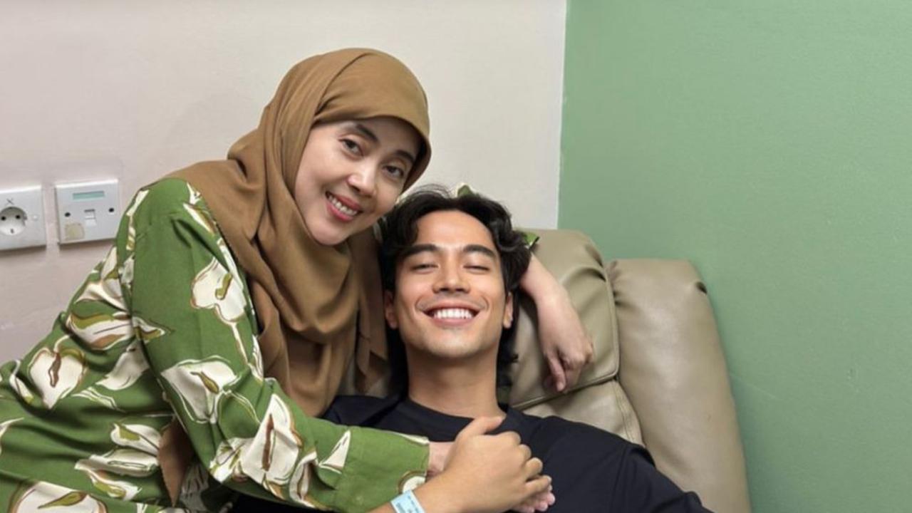 Unggah Momen Jalani Spa Day Ditemani Ibunda, Vidi Aldiano Bagikan Pesan Menyentuh untuk Para Sahabat