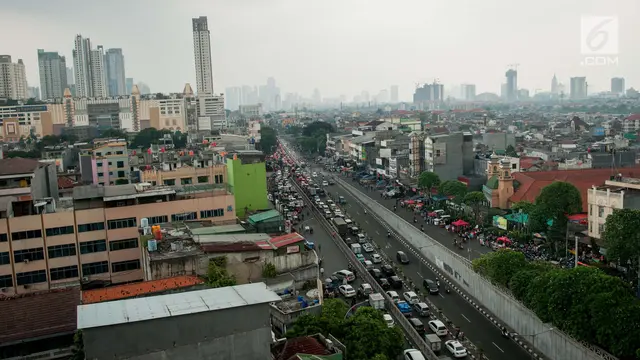 Pertumbuhan Kendaraan di Jakarta Mencapai 12 Persen Per Tahun