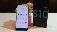 Menjajal Samsung Galaxy S10 Plus di Indonesia. Liputan6.com/Agustin Setyo Wardani