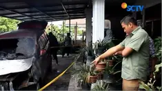 Sejumlah saksi mata menyatakan, melihat seorang pengendara motor yang melarikan diri setelah api mulai membakar mobil.