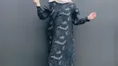 Dress kolaborasi Cut Ratu Meyriska dan BIA by Zaskia Mecca yang wudhu friendly. Pas untuk kamu penggemar gamis stylish. [Foto: @cutratumeyriska]