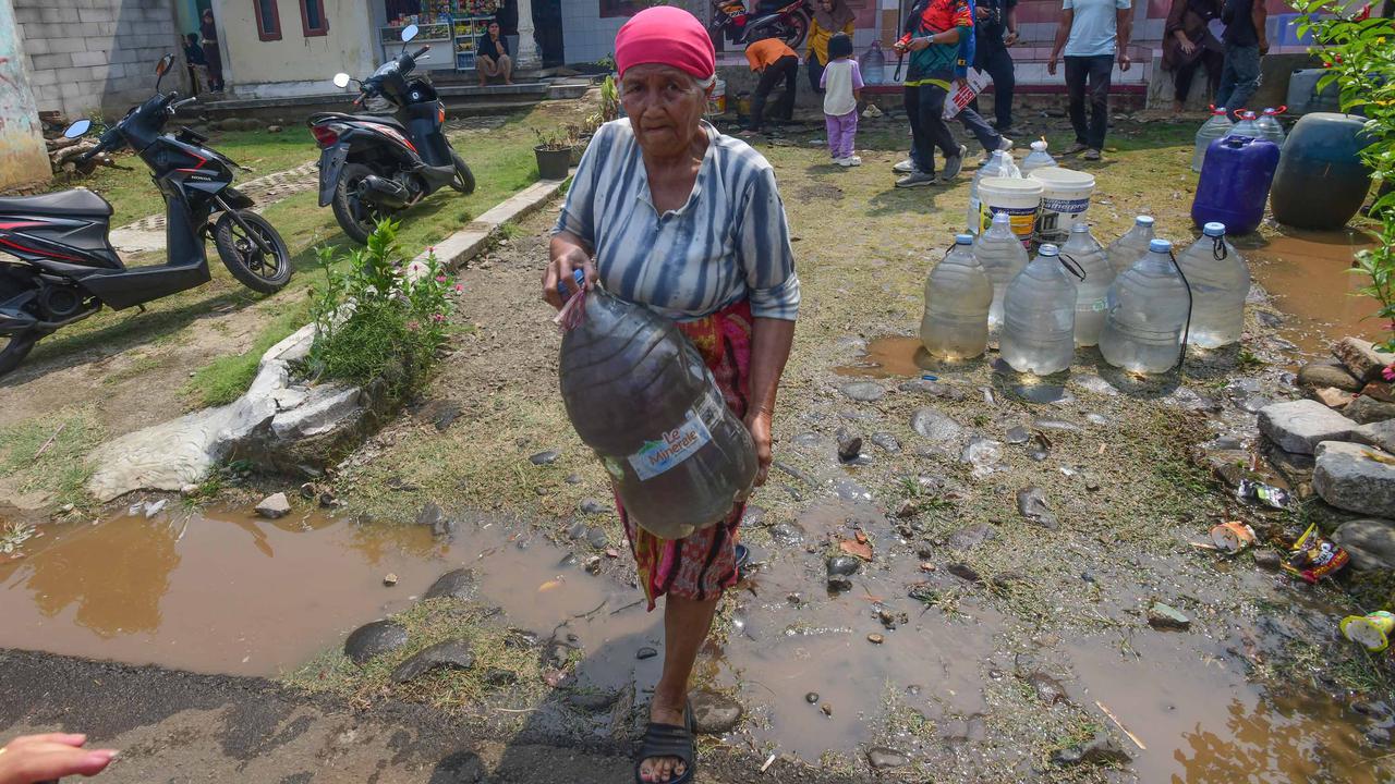 Kekeringan Meluas Ribuan Warga Bogor Kesulitan Air Bersih
