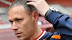The Netherlands football team coach Marco van Basten gestures after the first team's training session on June 4, 2008 in Lausanne. AFP PHOTO / FABRICE COFFRINI