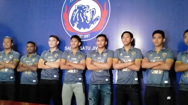 Resmikan 6 Wajah Baru Perburuan Pemain Baru Arema Fc