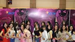 Setelah melalui serangkaian pengujian oleh Dewan Juri, terpilih 20 kontestan yang berhak mengikuti babak final Miss Celebrity (Liputan6.com/Miftahul Hayat)