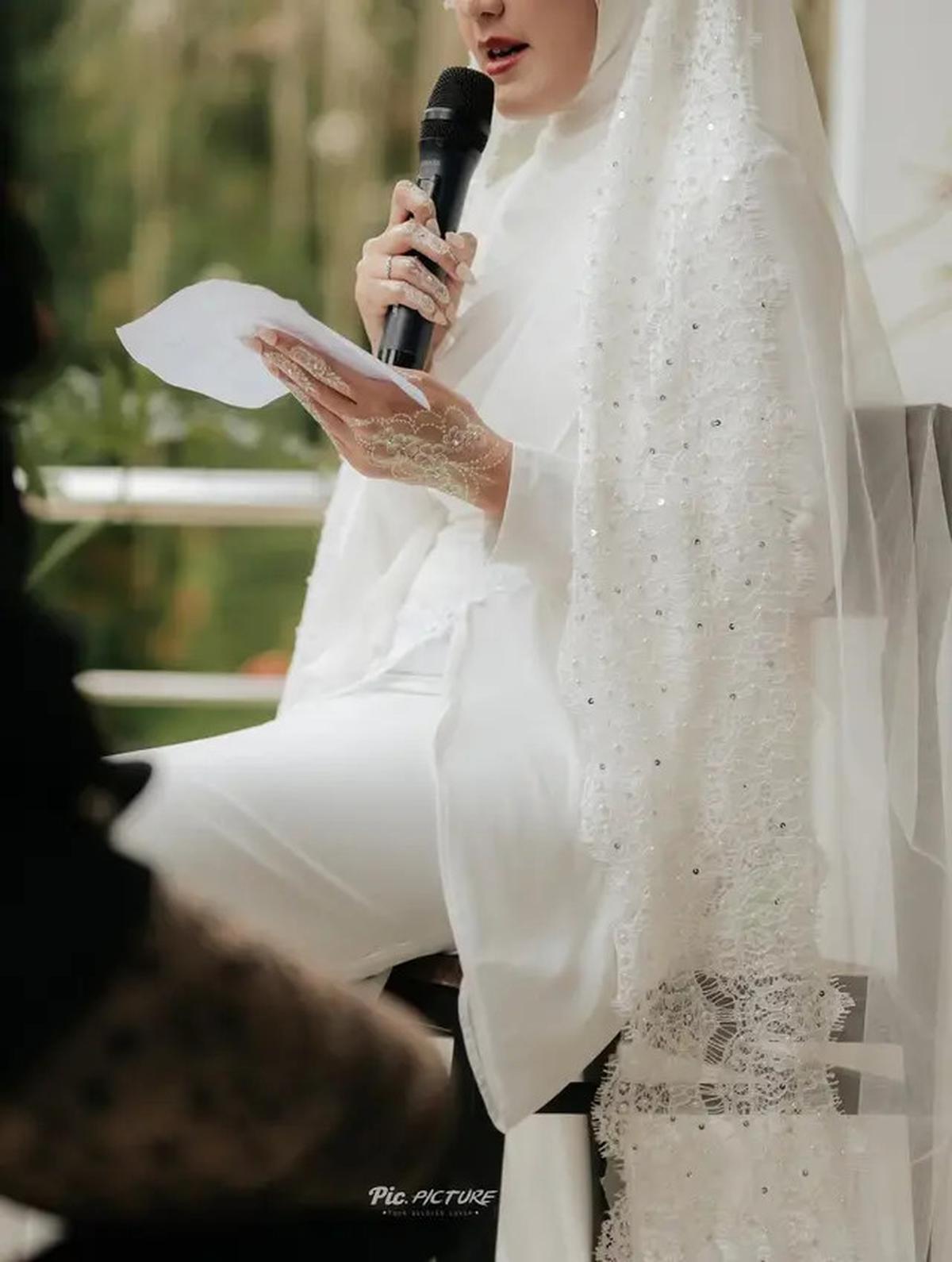 7 Gaya Alya Nabila Istri Gunawan Dwi Cahyo, Inspirasi Pengantin Muslimah 2025