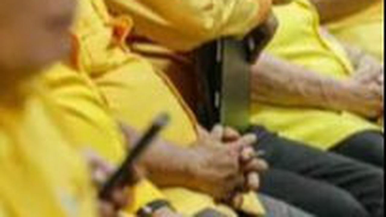 Rapat yang digelar secara tertutup ini untuk memberikan pengarahan kepada bakal calon kepala daerah dan wakil kepala daerah Partai Golkar se-Indonesia.
