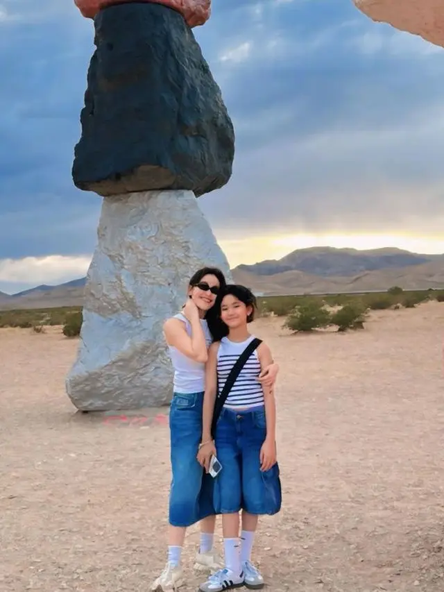 Ayu Ting Ting Liburan di Amerika Serikat Bersama Bilqis. [@ayutingting92]