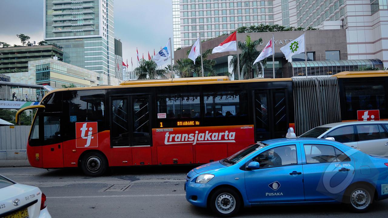 Pasca-Terbakar, Transjakarta Hentikan Operasional 30 Bus Zhongtong