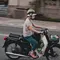 Ciri Orang Suka Naik Motor daripada Mobil Menurut Psikologi