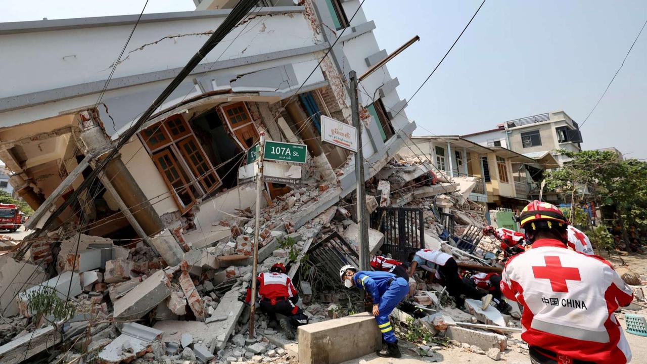 FOTO: Potret Terbaru Kehancuran Bangunan Akibat Gempa Mematikan Myanmar