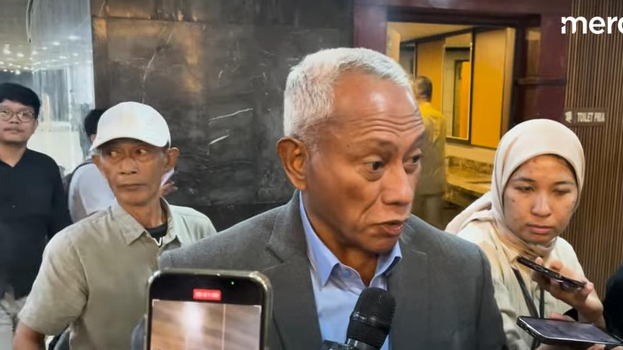 PDIP Tegas Purnawirawan Jenderal TNI Bukan Abal-abal, Prabowo Harus Serius Kaji Usulan Ganti Gibran